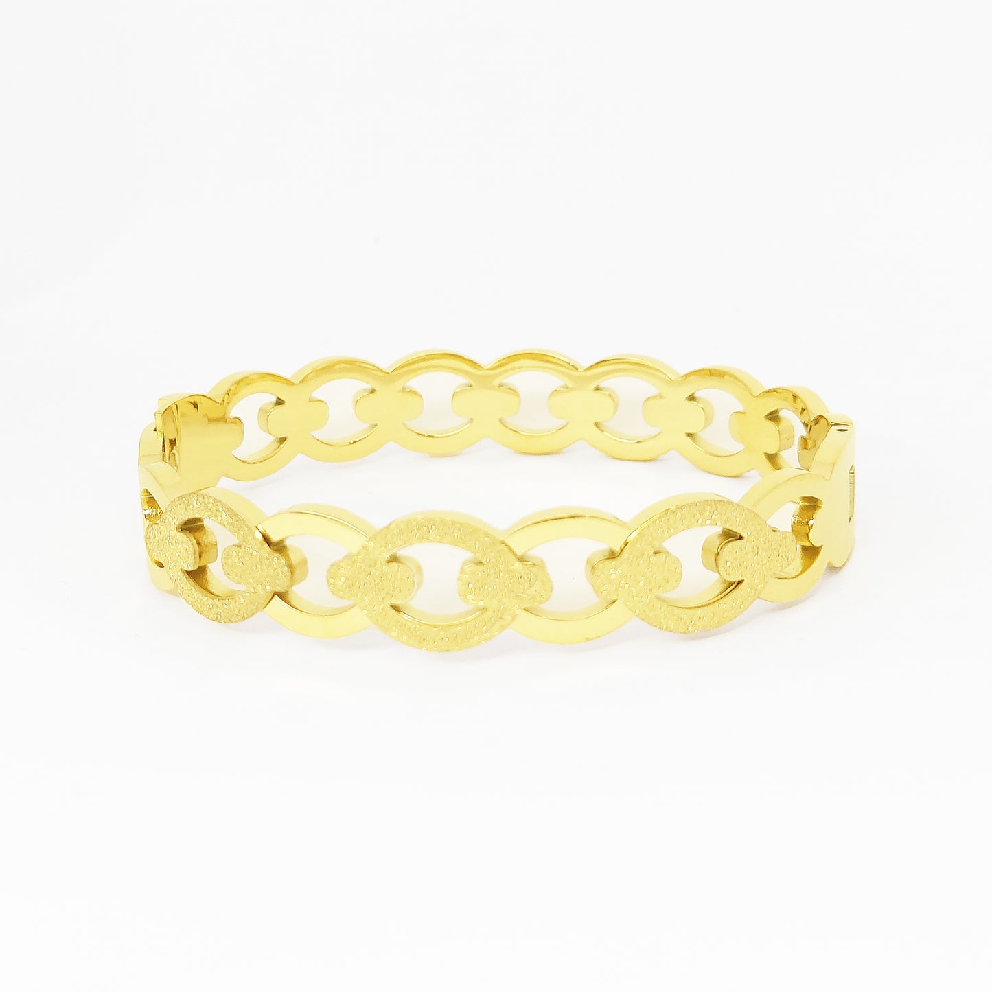 Gold Plated Dazzling Chain Design Anti Tarnish Bracelet